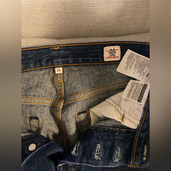 Levis Jeans - Picture 3 of 6